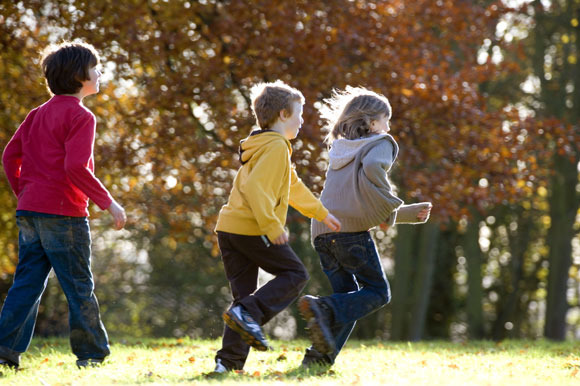 AYÚDANOS A MEJORAR NUESTRA ESCUELA DE PADRES DE NIÑOS Y ADOLESCENTES CON DIABETES