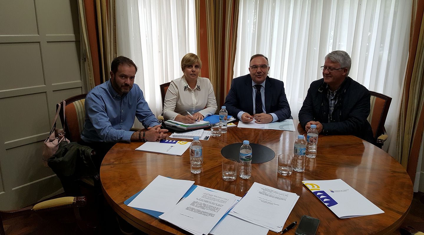FAdiCAN se reúne con el Consejero de Sanidad del Gobierno de Canarias